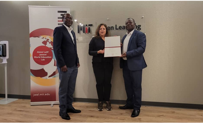 Dr. Anjali Sastry (Centre) from NIT hands over a Certificate to the Prof. Preksedis M. Ndomba (Right), the Principal DIT and Chairman of the DIT Governing Council, Eng. Dr. Richard Masika (Left) after signing the MoU with MIT, USA.